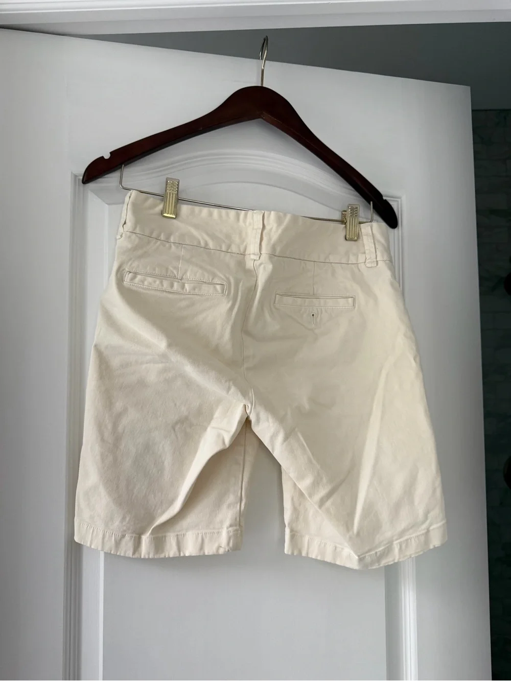 J.Crew Andie Chino Shorts Size 2 Ivory Stretch Cotton High Rise